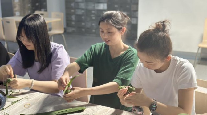 粽葉飄香，端午安康——甘肅建科院工會組織開展端午節包粽子活動