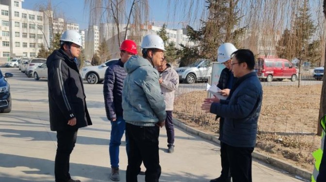 甘肅建科院黨委副書記、總經(jīng)理史智偉赴積石山學(xué)校加固項(xiàng)目檢查指導(dǎo)工作