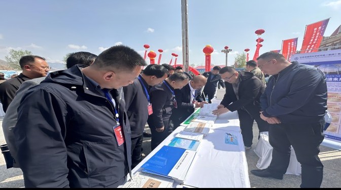 甘肅建科院積極參加省新型墻材下鄉活動